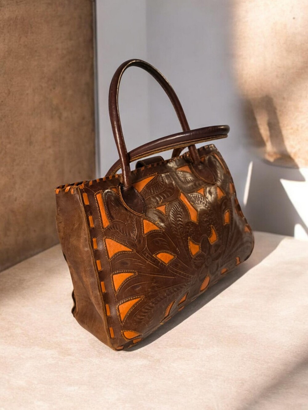 **Vintage Paraguayan Tooled Leather Floral Handbag Brown & Tan**